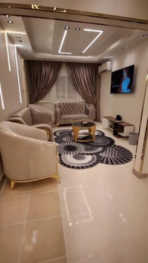 Hotel apartment on Manial Island, Cairo, close to the Nile